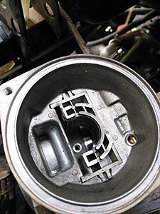 Does this need to be replaced to get fuel to flow?-2010-carb-3.jpg