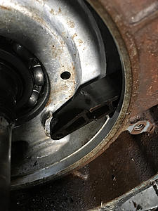 Found my oil leak - cylinder gasket-photo818.jpg