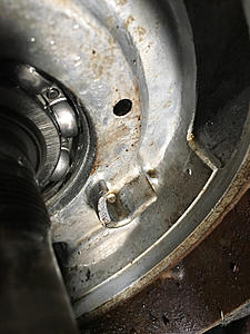 Found my oil leak - cylinder gasket-photo506.jpg