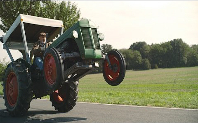 Classic Commercial: This Aint Grandpa’s Tractor