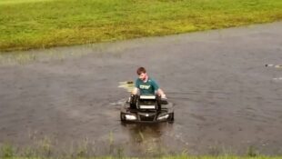 Video: How Not to Rescue Your RC Boat