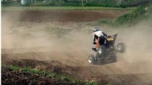 Rare Mid-race Handstand Caught on Film