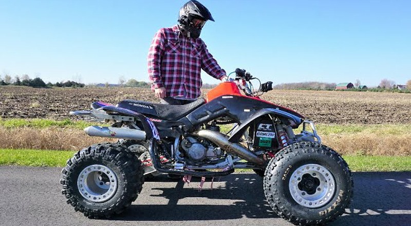 How different is racing a 2-stroke ATV?