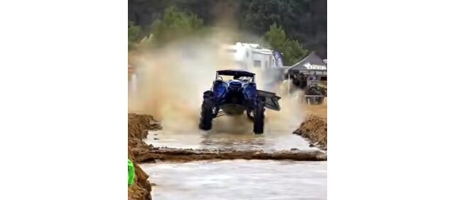 Youtube video of SxS mud crash