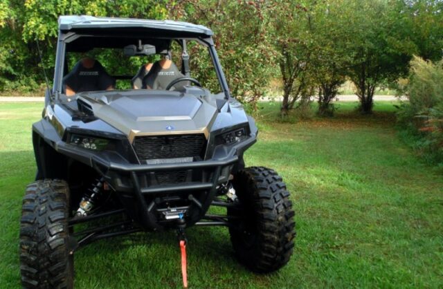 Polaris GENERAL SxS for work and play